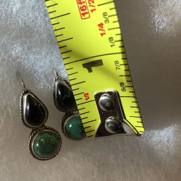 TAXCO Sterling Silver Black Onyx & Green Agate Drop Earrings - Picture 3 of 7